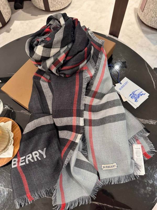Burberry Scarf 70X220cm E112853